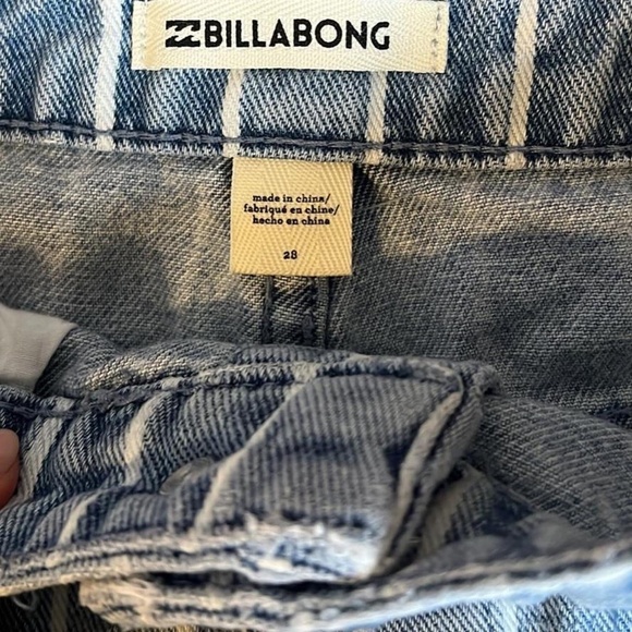 Billabong skirt - Picture 2 of 2